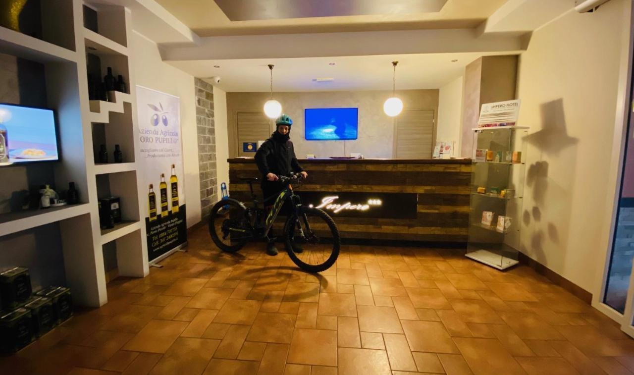 Impero Hotel Beauty & Spa - Bike Hotel Cantello ภายนอก รูปภาพ
