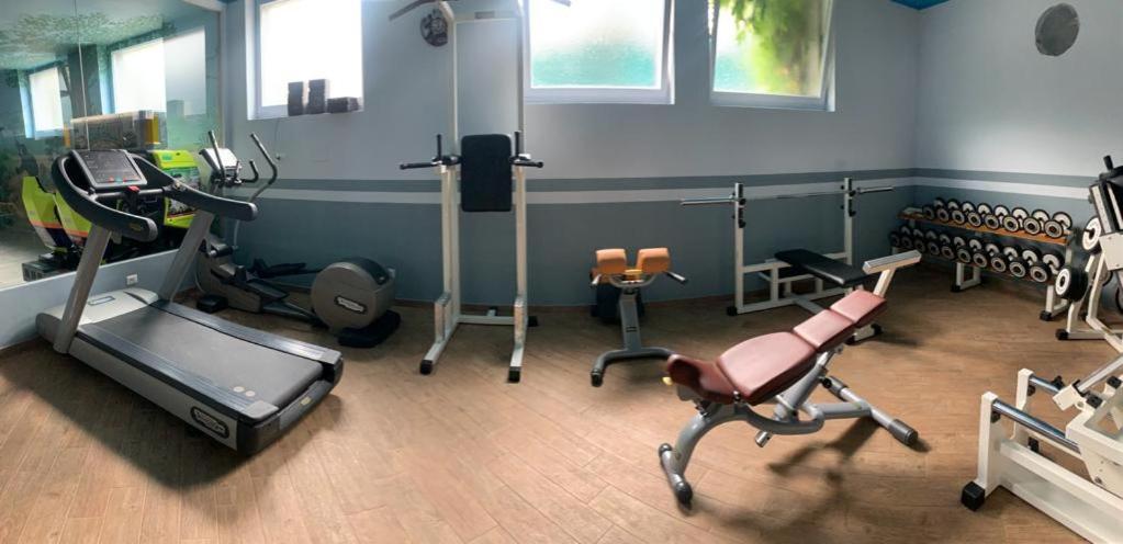 Impero Hotel Beauty & Spa - Bike Hotel Cantello ภายนอก รูปภาพ