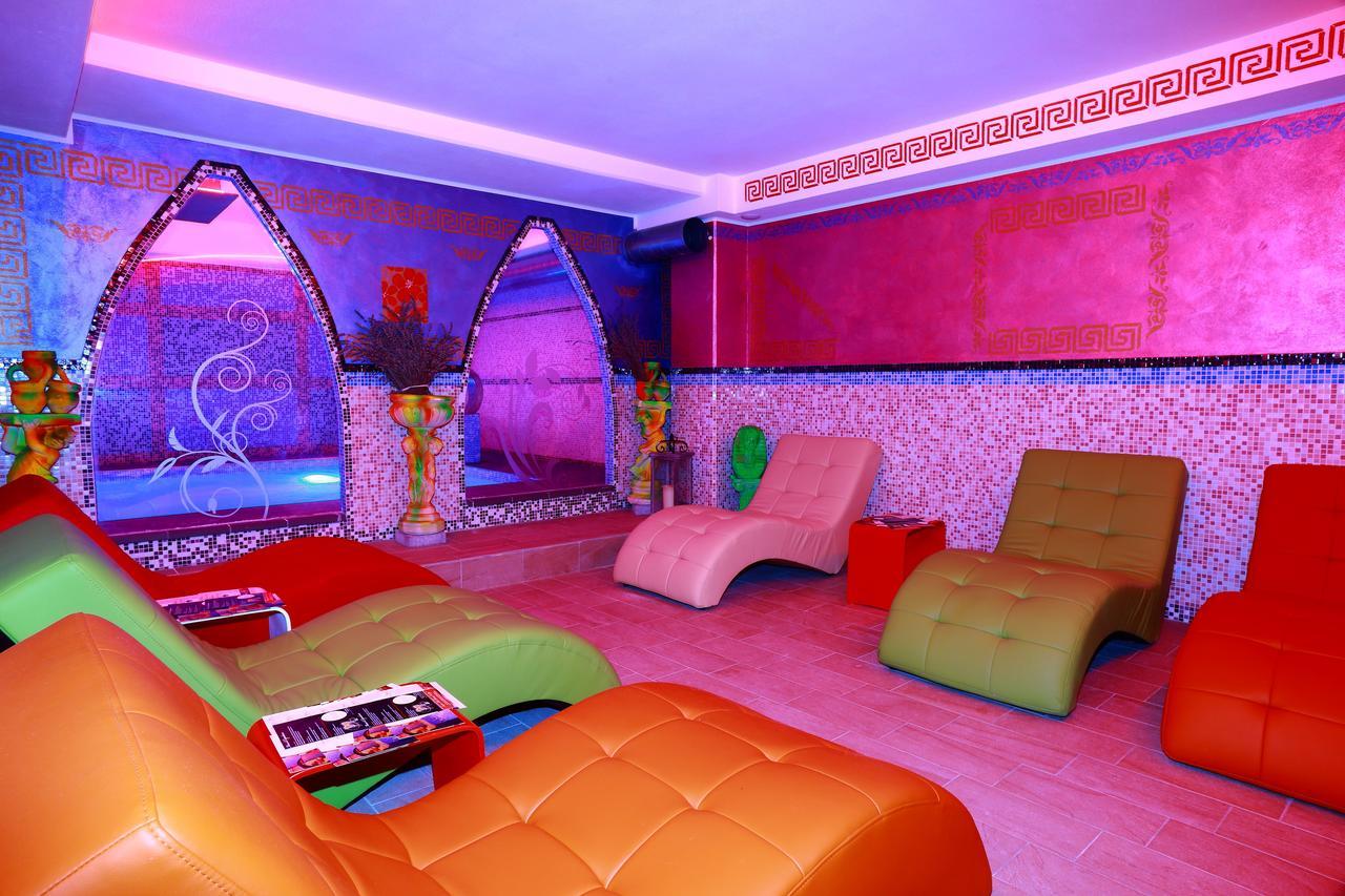 Impero Hotel Beauty & Spa - Bike Hotel Cantello ภายนอก รูปภาพ