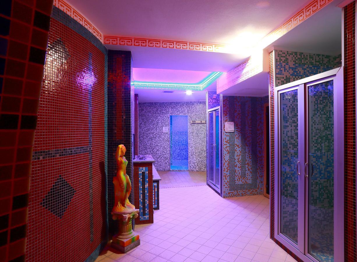 Impero Hotel Beauty & Spa - Bike Hotel Cantello ภายนอก รูปภาพ